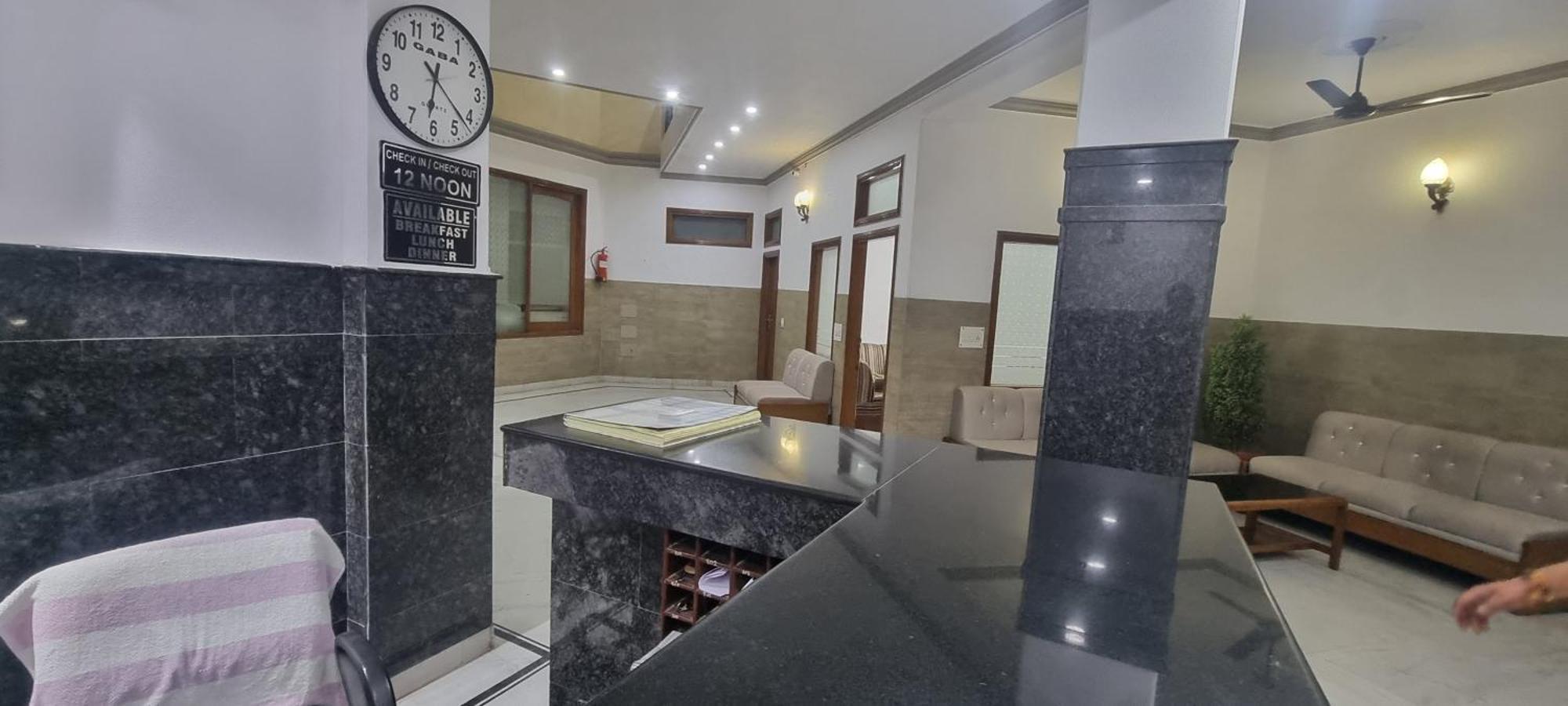 Hotel Har Ki Pauri By Around Stays Haridwar Exterior photo