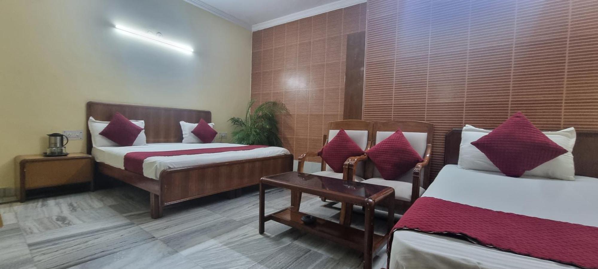 Hotel Har Ki Pauri By Around Stays Haridwar Exterior photo